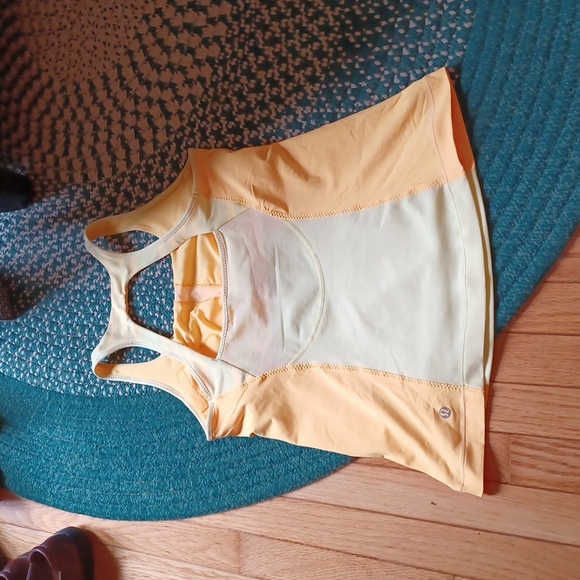 Lululemon Vintage Tank - Picture 2 of 4
